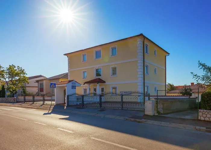 Sea View Stay, Crikvenica 公寓 *
